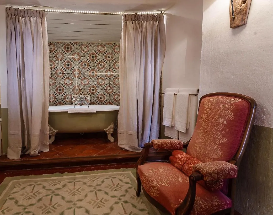 Pensjonat Hotel La Bouscatiere Moustiers-Sainte-Marie